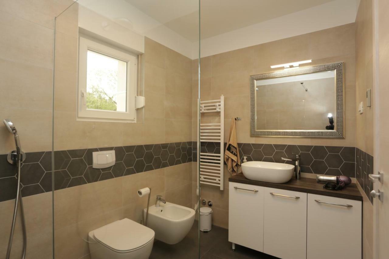 Luxury Villa Lidija Brzac Exterior foto